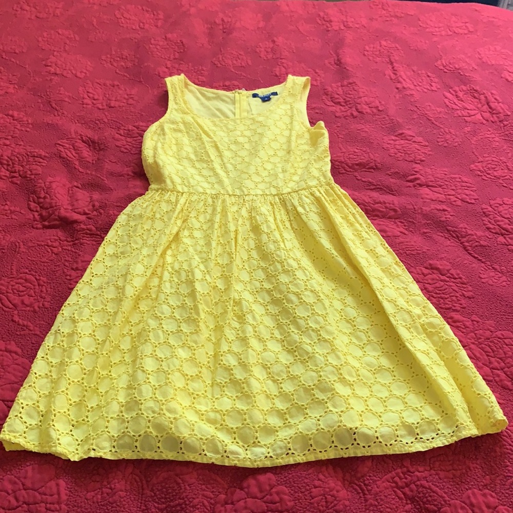 Women’s Dress - Picture 4 of 8